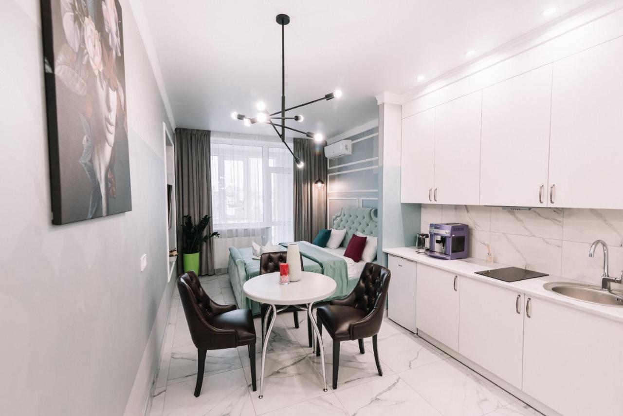 Royal Tower Vip Smart Apartments 1 كييف المظهر الخارجي الصورة