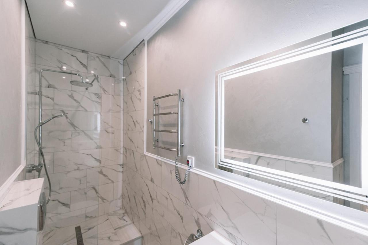 Royal Tower Vip Smart Apartments 1 كييف المظهر الخارجي الصورة