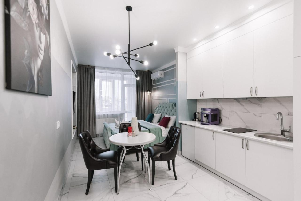 Royal Tower Vip Smart Apartments 1 كييف المظهر الخارجي الصورة